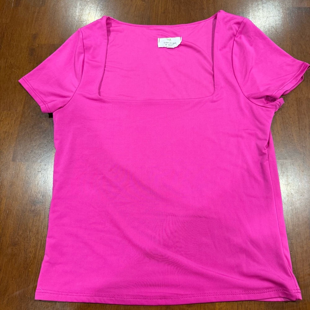 Universal Thread Bright Pink Short Sleeve Top